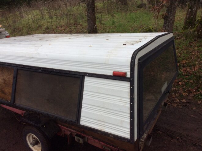 Truck canopy