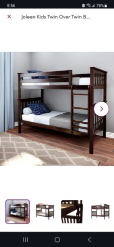 Twin over twin Bunkbed