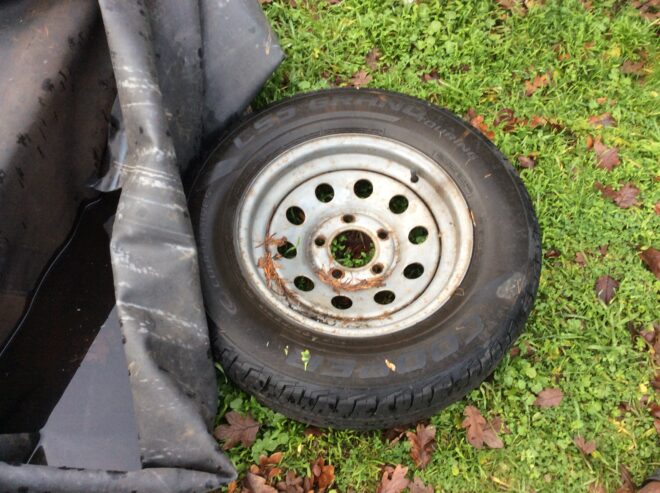 Trailer tire