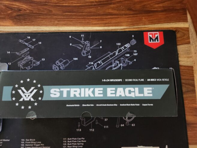 Vortex Strike Eagle 1-8×24 (30MM TUBE) gen2 riflescope / AR-BDC3 MOA RETICLE / with sport cantilever mount 30 mm / new in box.