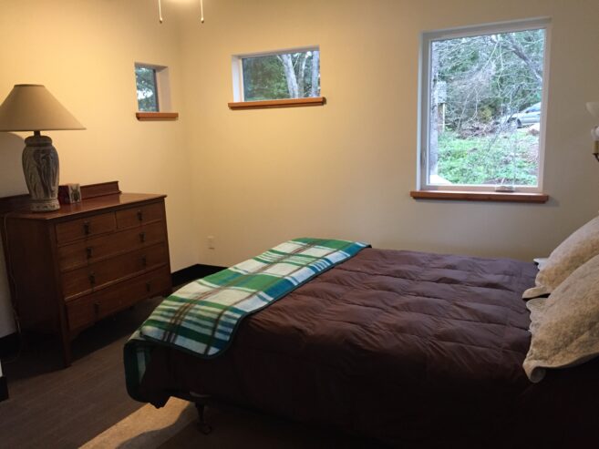 White Salmon 2 Bedroom 2 Bath Bluff House