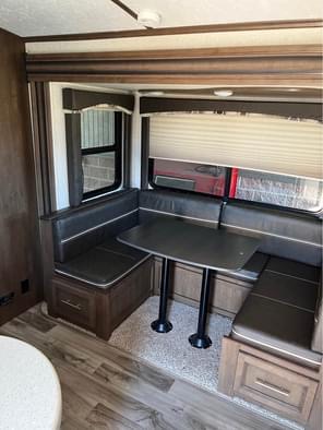 2020 Travel Trailer Keystone Cougar