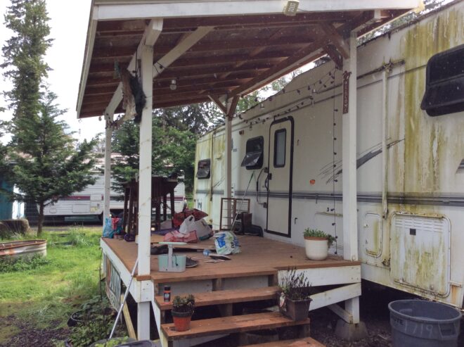 Rv awning