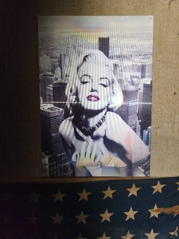 MARYLIN MONROE 3-D POSTER