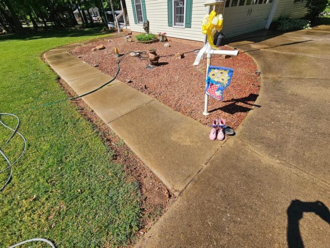 💧🧼Pressure Wash, Soft Wash, Gutter 🧼 💧