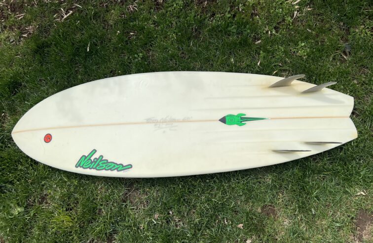 Surfboard 6’0 Fiberglass Tom Neilson