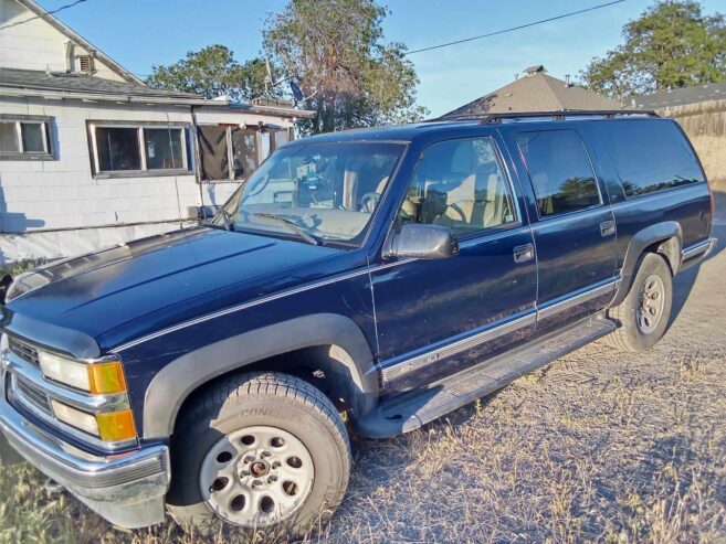 1999 Chevy suburban for sale ASAP