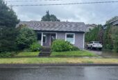 2 Bedroom 1.5 bath house available in Hood River