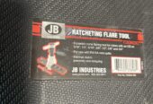 Ratcheting flaring tool