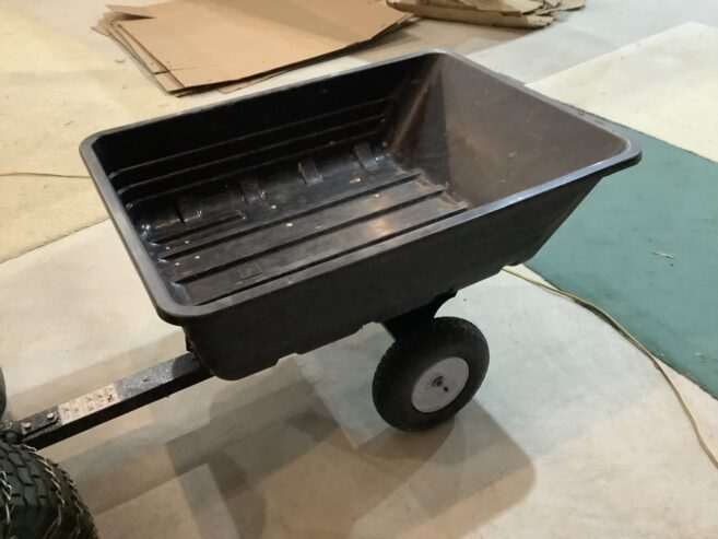 Small dump trailer