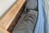 Beautiful wooden queen bed and box spring