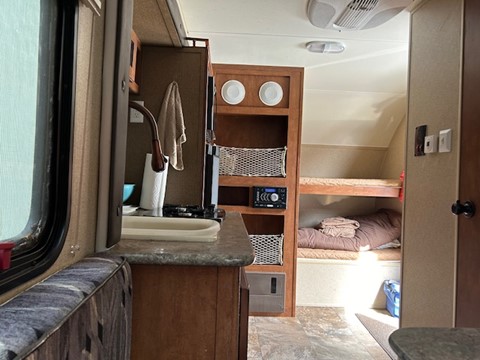 2015 R-Pod 176 Trailer – Hood River Edition