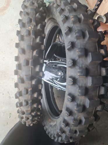 Dirtbike tires