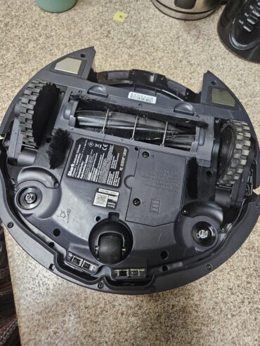 Shark robot vacuum