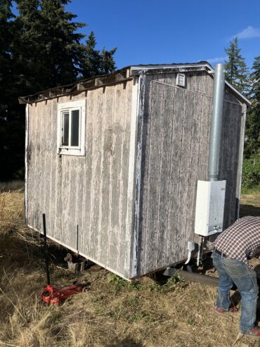 Shower trailer