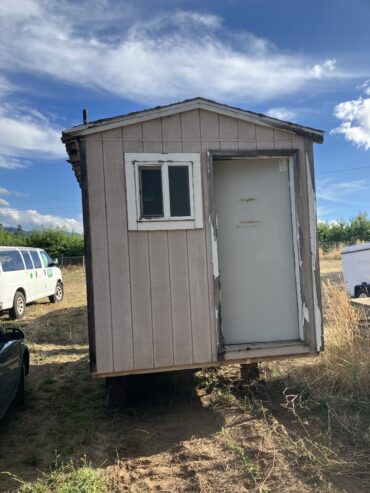 Shower trailer