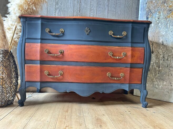 Refurbished mahogany vintage dresser