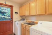 Hood River Downtown w/ River View 2 story House for Rent