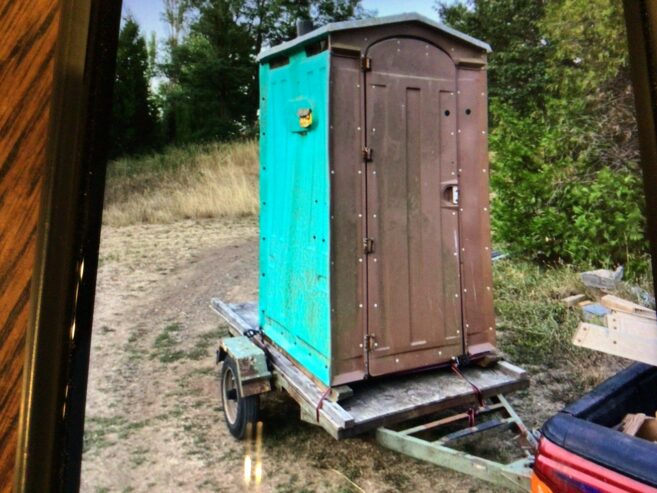 Outhouse trailer