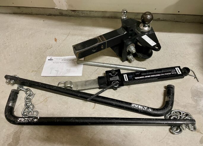 Weight Distributing Hitch System with Sway Bar