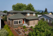 Discover a serene retreat that blends comfort and convenience just moments from the heights and downtown Hood River.