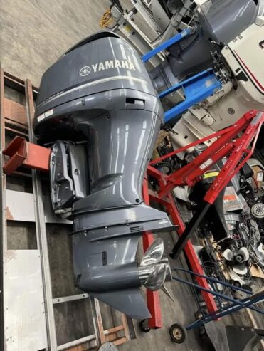 2022 Yamaha 250hp 4 Stroke Outboard Motor Engine