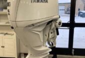 Like New 2023 Yamaha 300hp 4 Stroke Outboard Motor Engine