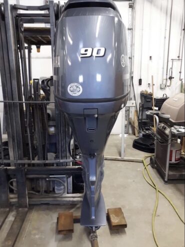 Like New 2022 Yamaha 90hp 4 Stroke Outboard Motor Engine