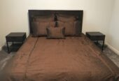 Queen size bedding set