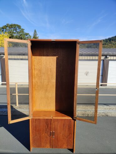 Wood/Glass Bookcase/Cabinet