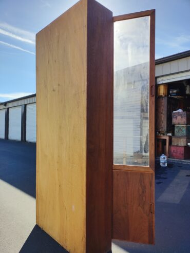 Wood/Glass Bookcase/Cabinet