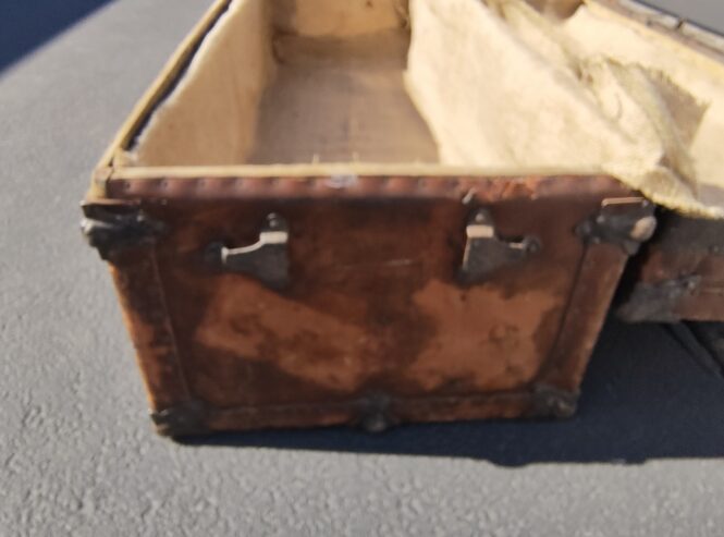 1st Infantry, Civil War, Footlocker/Steamer Trunk 155+yrs old.