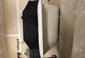 Claw foot cast iron tub