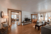 For rent 2bed bungalow in downtown
