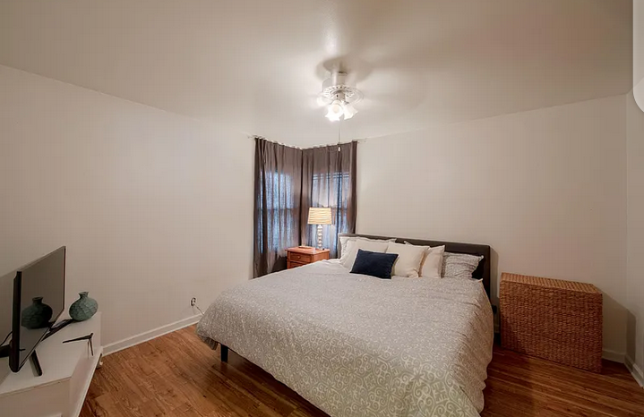 For rent 2bed bungalow in downtown