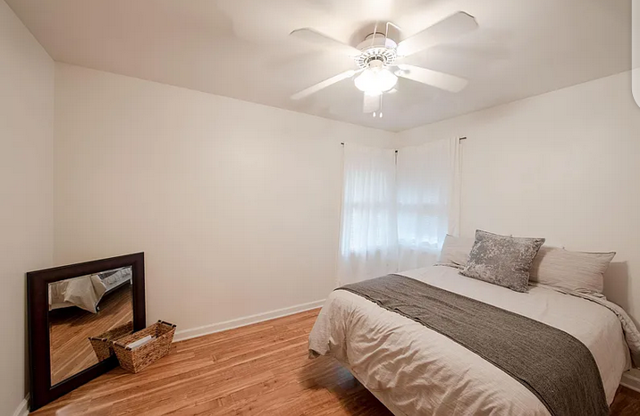 For rent 2bed bungalow in downtown