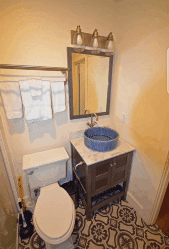 1 Bed, 1 Bath Columbia Gorge cottage