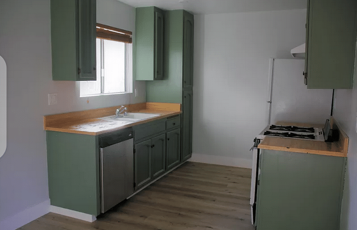 one bedroom, Charming craftsman cottage