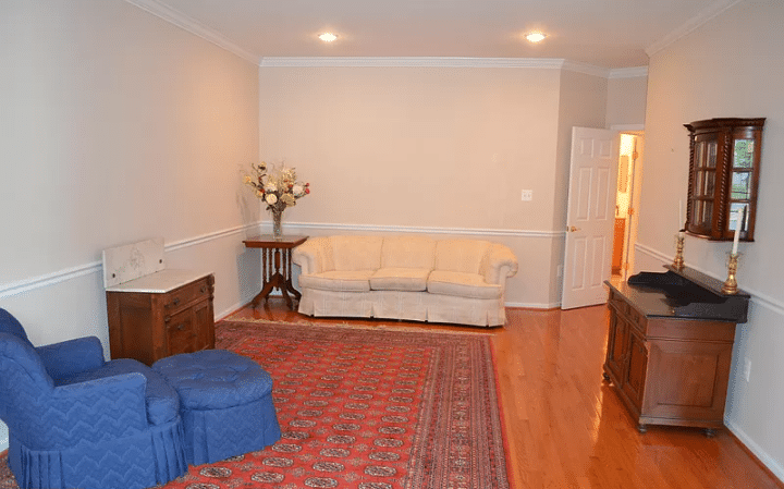 2 bedroom/1 bath bungalow