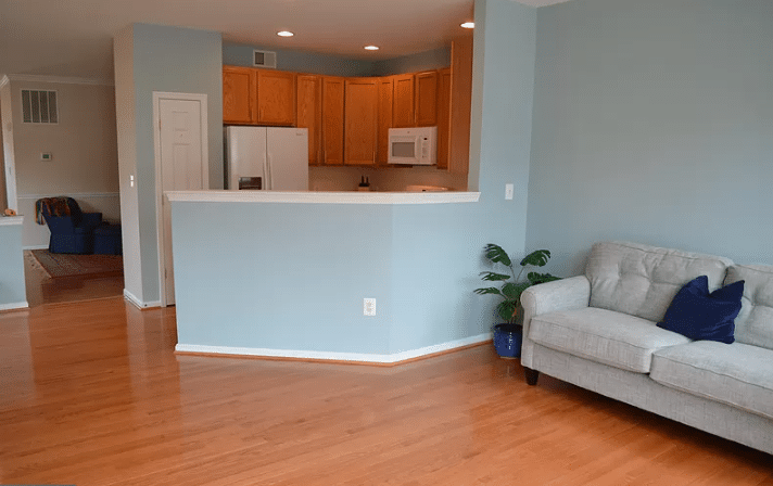 2 bedroom/1 bath bungalow