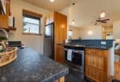 2 bedroom/1 bath bungalow – The Dalles, OR