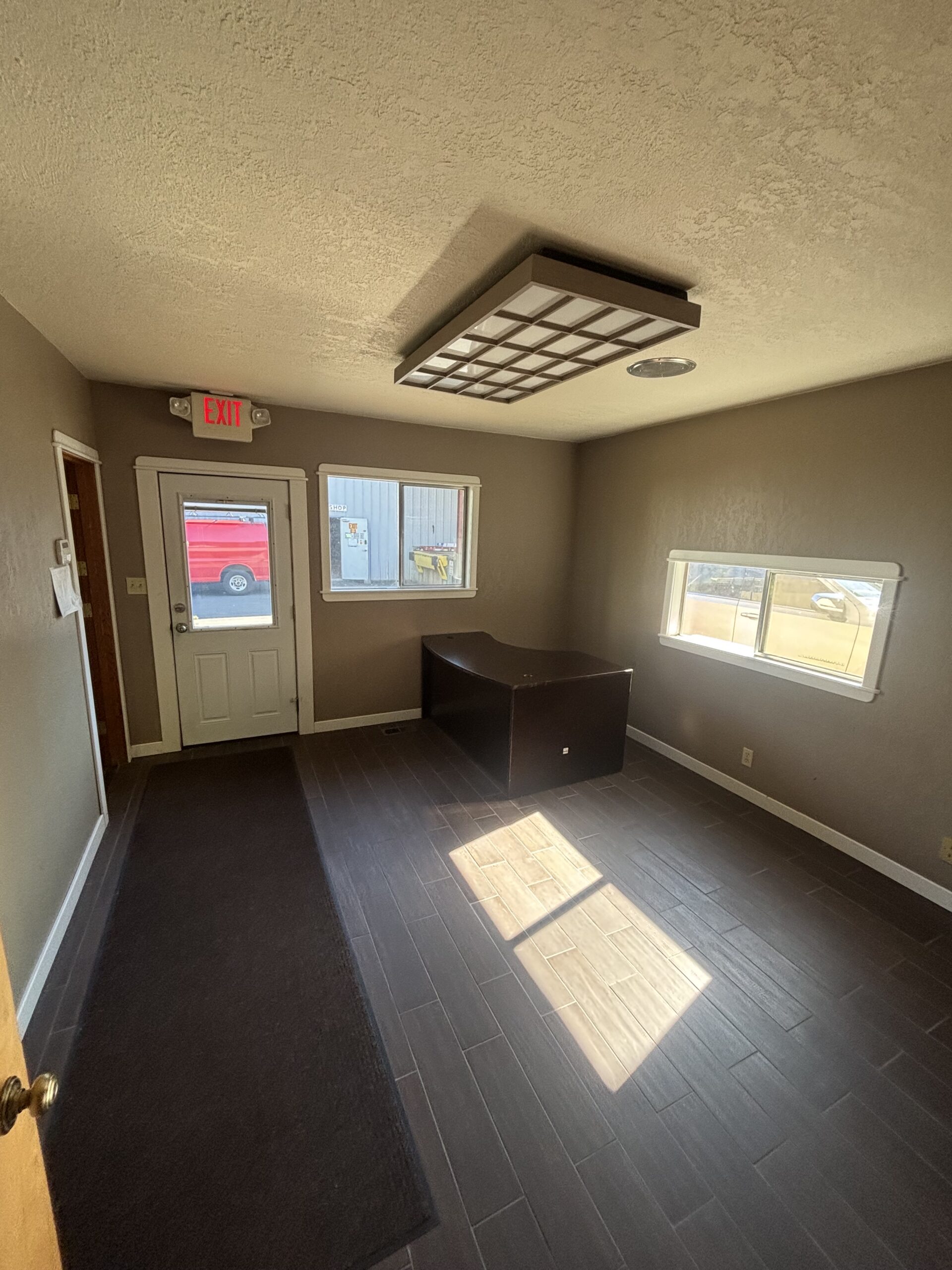 Office Spaces For Lease