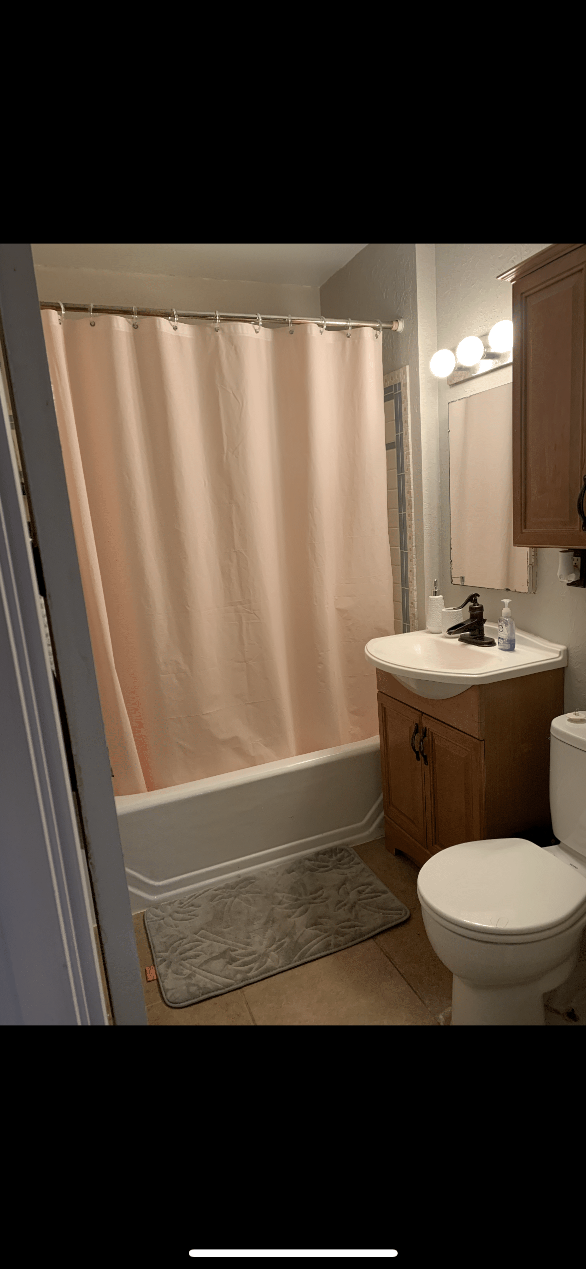 Rooms for rent in a 3bd 1b (the dalles)