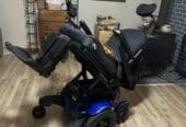 Electric wheelchair