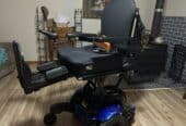 Electric wheelchair