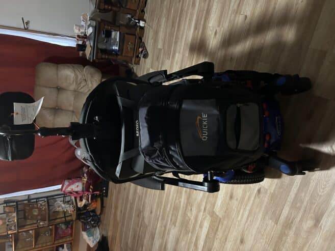 Electric wheelchair