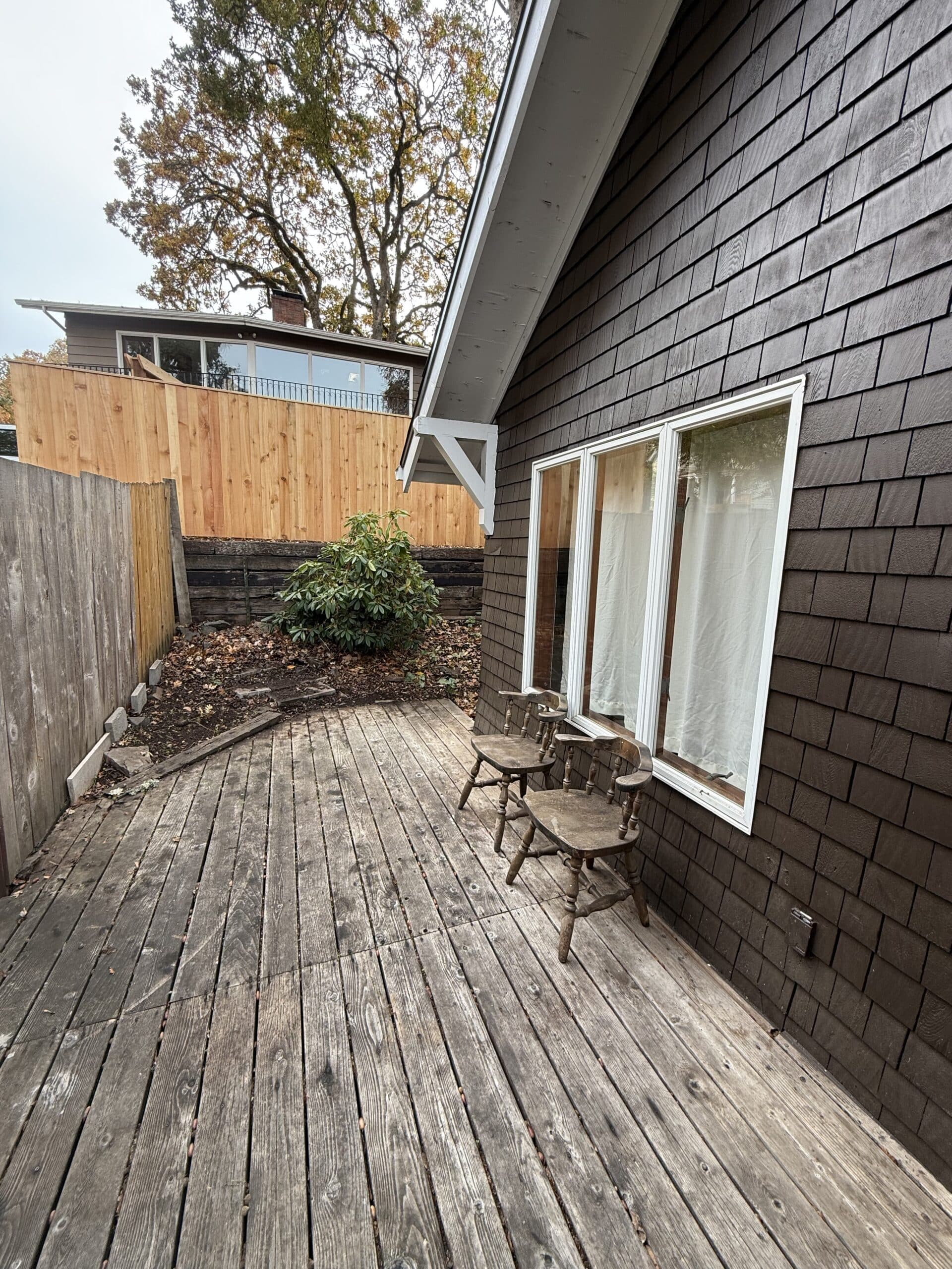 Partially furnished 1 bed 1 bath Unit