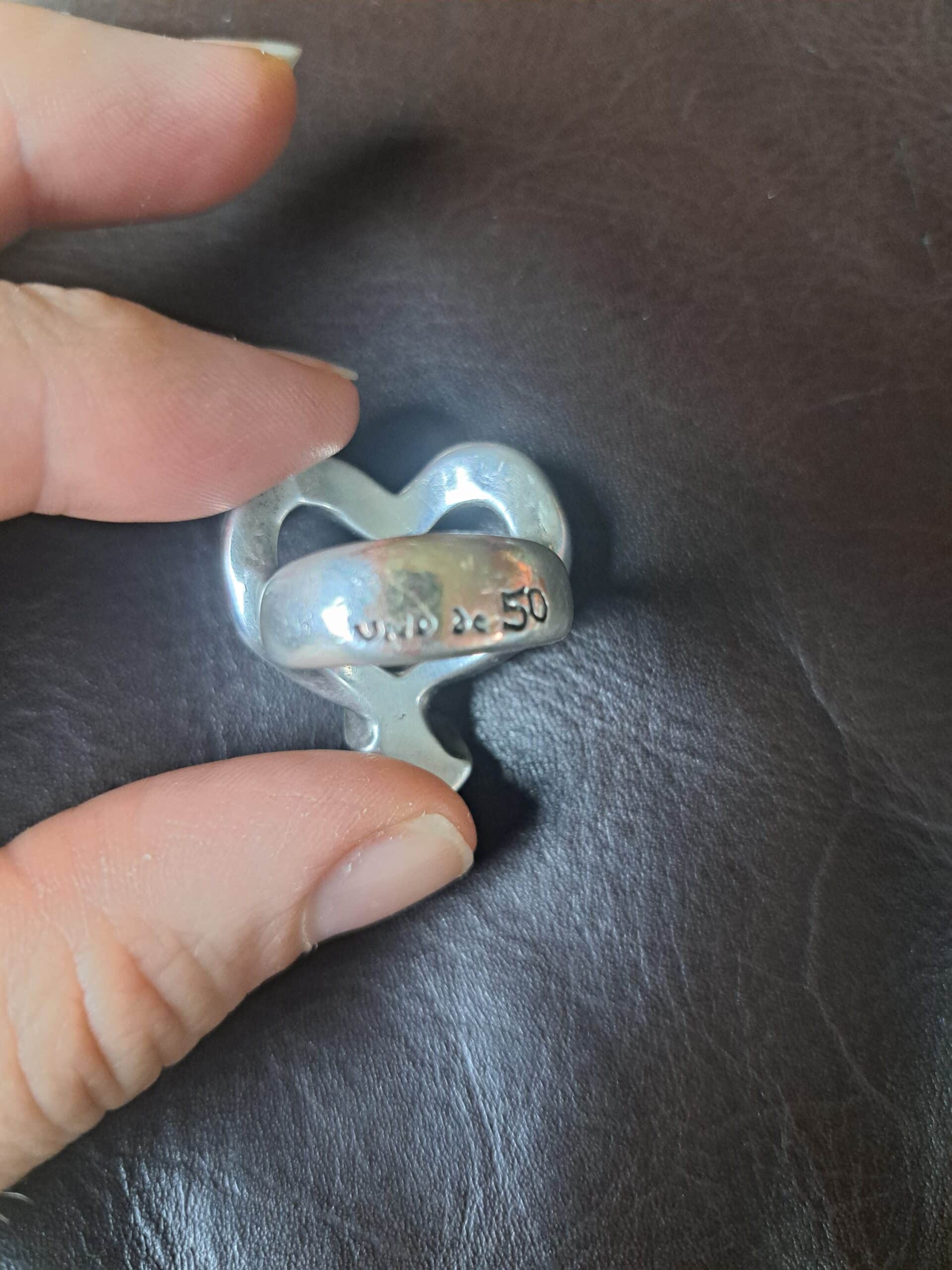 Hammered heart ring uno de 50