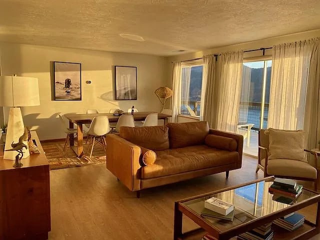 Three Bedrooms Two Bathrooms White Salmon Viewhaus