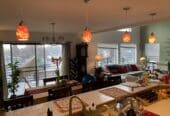 Spacious room with private bath in shared Hood River condo/apartment